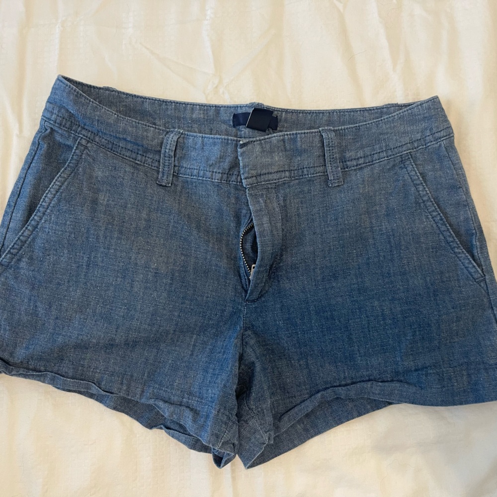 Gap linen shorts size 4